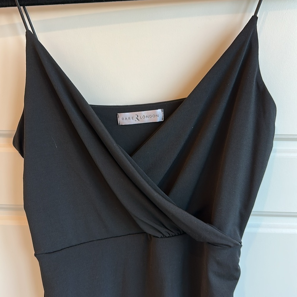 The perfect little black dress ! Tag says size 12
But it has a lot of stretch !